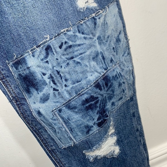 Old Navy jeans boyfriend Adele distressed patchwork tie dye size 0 stretch - Picture 2 of 10